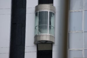 مصعد-بدون-غرفة